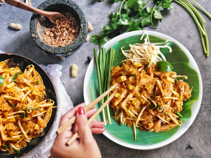Authentic Bangkok Cuisine: Traditional Pad Thai Recipe You’ll Love