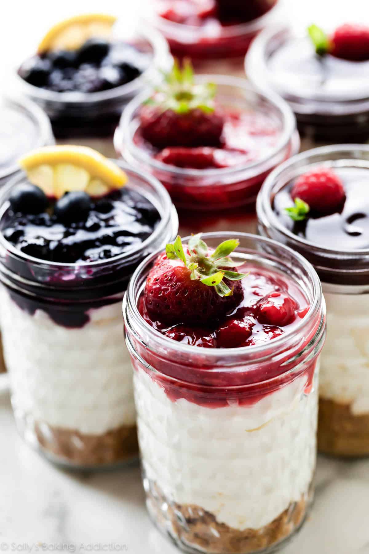 Delicious Desserts in Canning Jars: Easy Recipes to Try