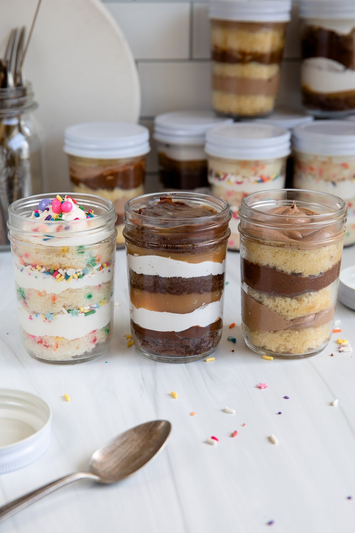 Easy and Delicious Jar Desserts That Last: Perfect for Fridge or Freezer