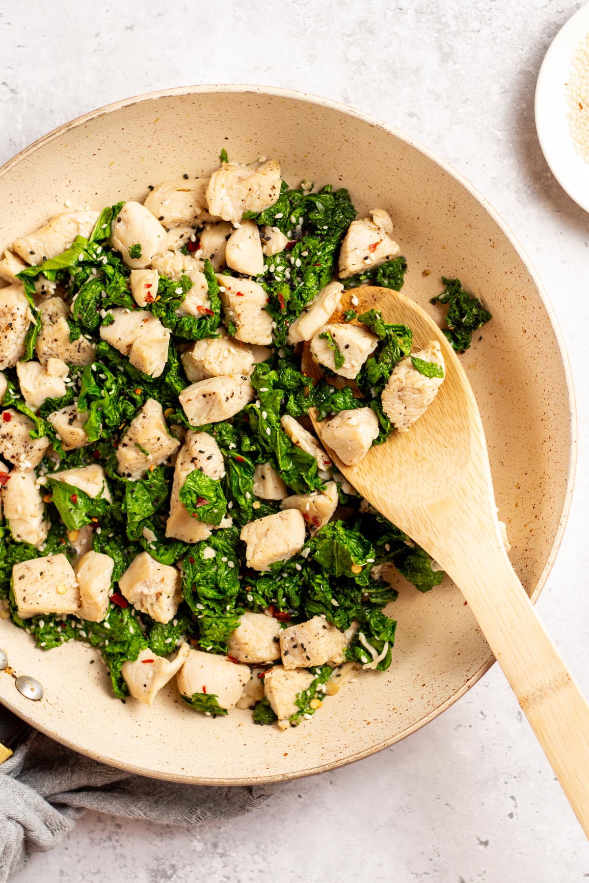 Kale and Chicken Recipes: Wholesome Dishes for Balanced Eating