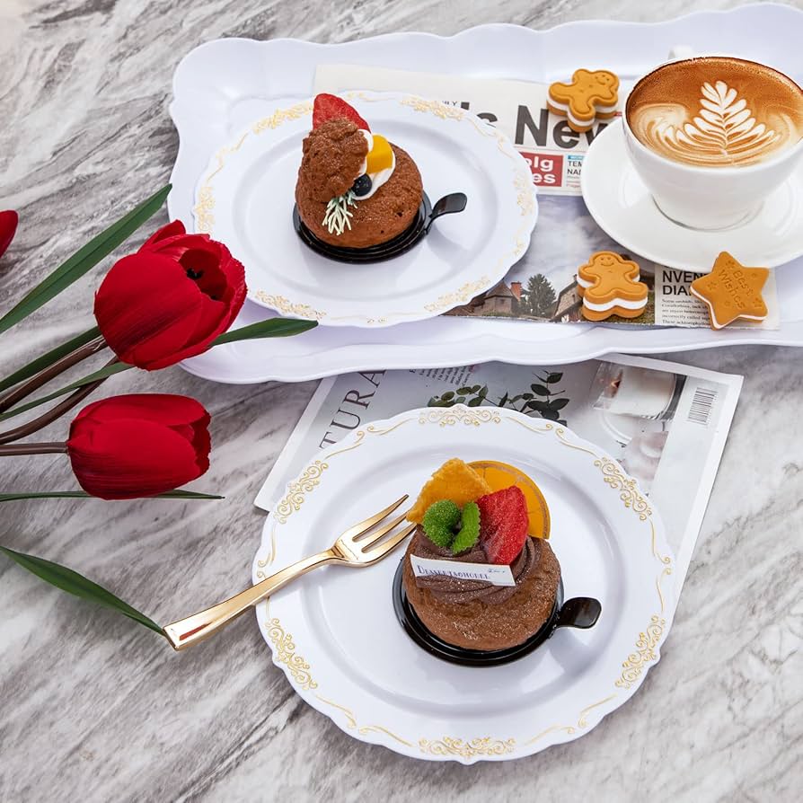 Elegant Dessert Plates: Perfect for Cakes, Pastries, and More