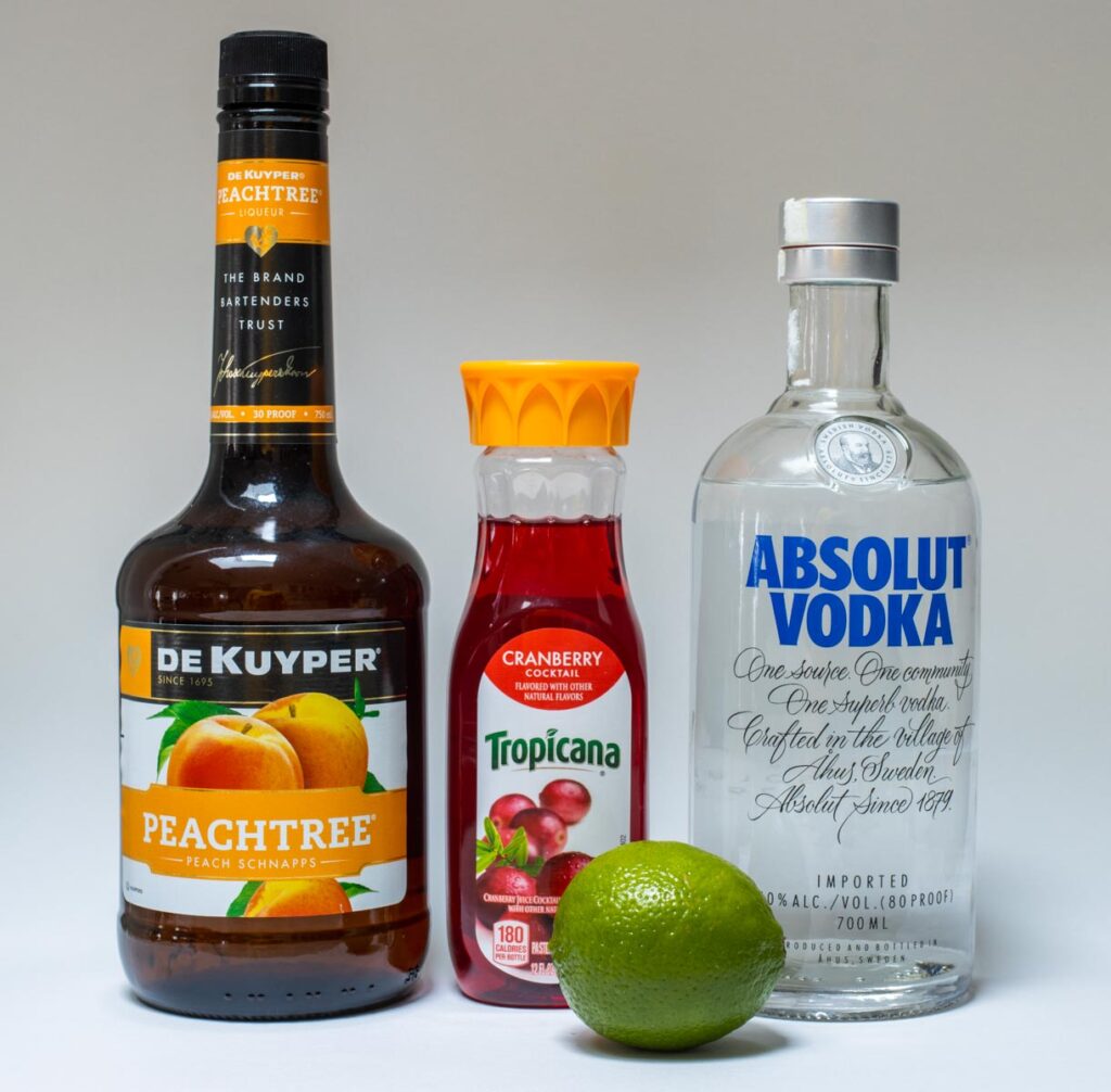 Discover the Essential Peachtree Schnapps Ingredients for Cocktails