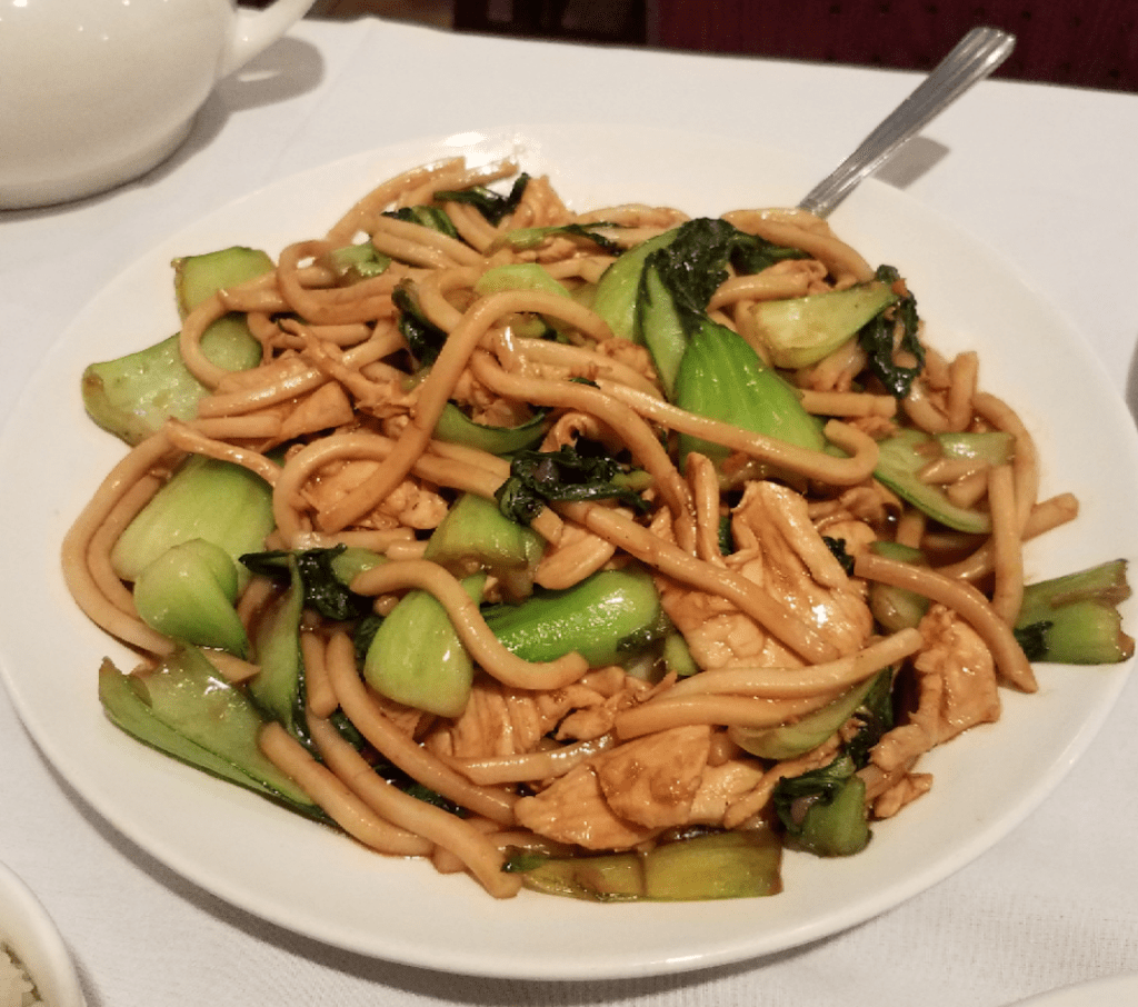 Bill & Harrys Chinese Cuisine: Your Go-To for Dine-In, Takeout, and Delivery