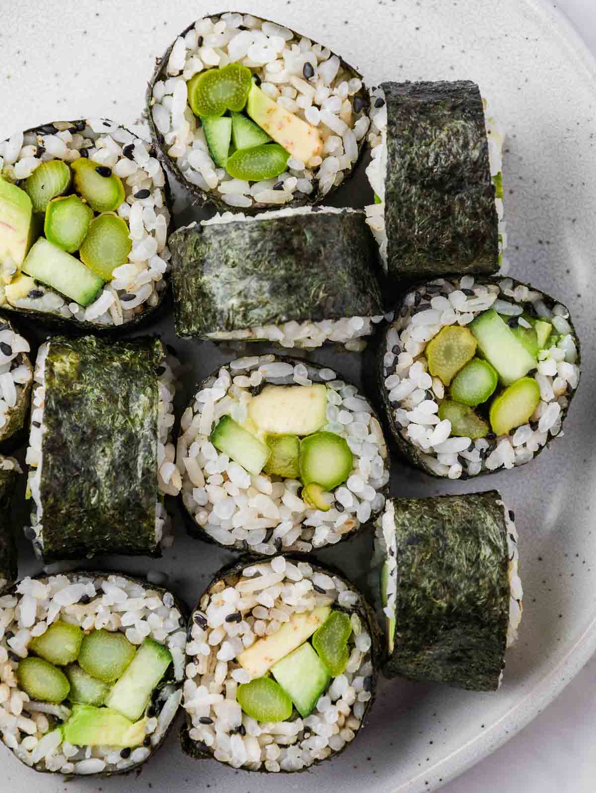 Essential AAC Roll Ingredients: Asparagus, Avocado, and More
