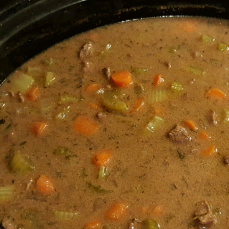 Slow Cooker Goose Recipes: Simple & Savory Dishes for Every Occasion