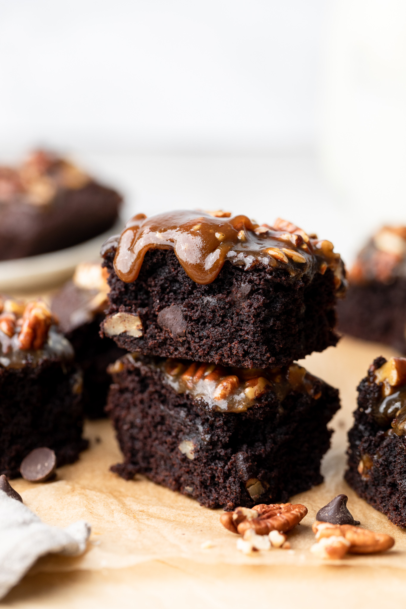 Turtle Desserts: Easy Recipes with Chocolate, Caramel, and Pecan Flavors