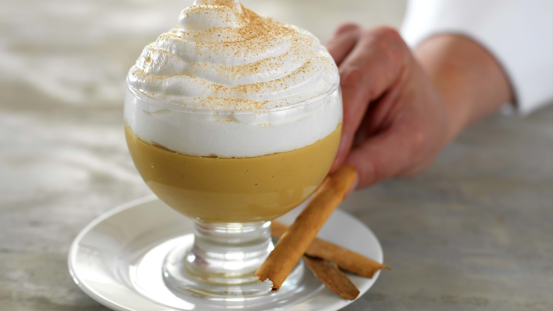 Discover the Main Ingredients of Suspiro de Limeña: A Sweet Peruvian Delight