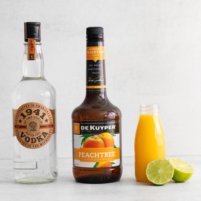 Discover the Essential Peachtree Schnapps Ingredients for Cocktails
