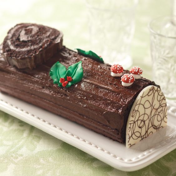 Order Delicious Christmas Desserts for an Unforgettable Holiday Treat