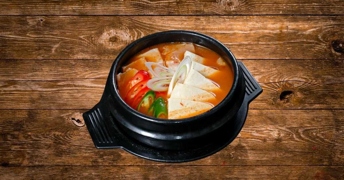 Must-Have Korean Kitchen Tools for Preparing Authentic Dishes