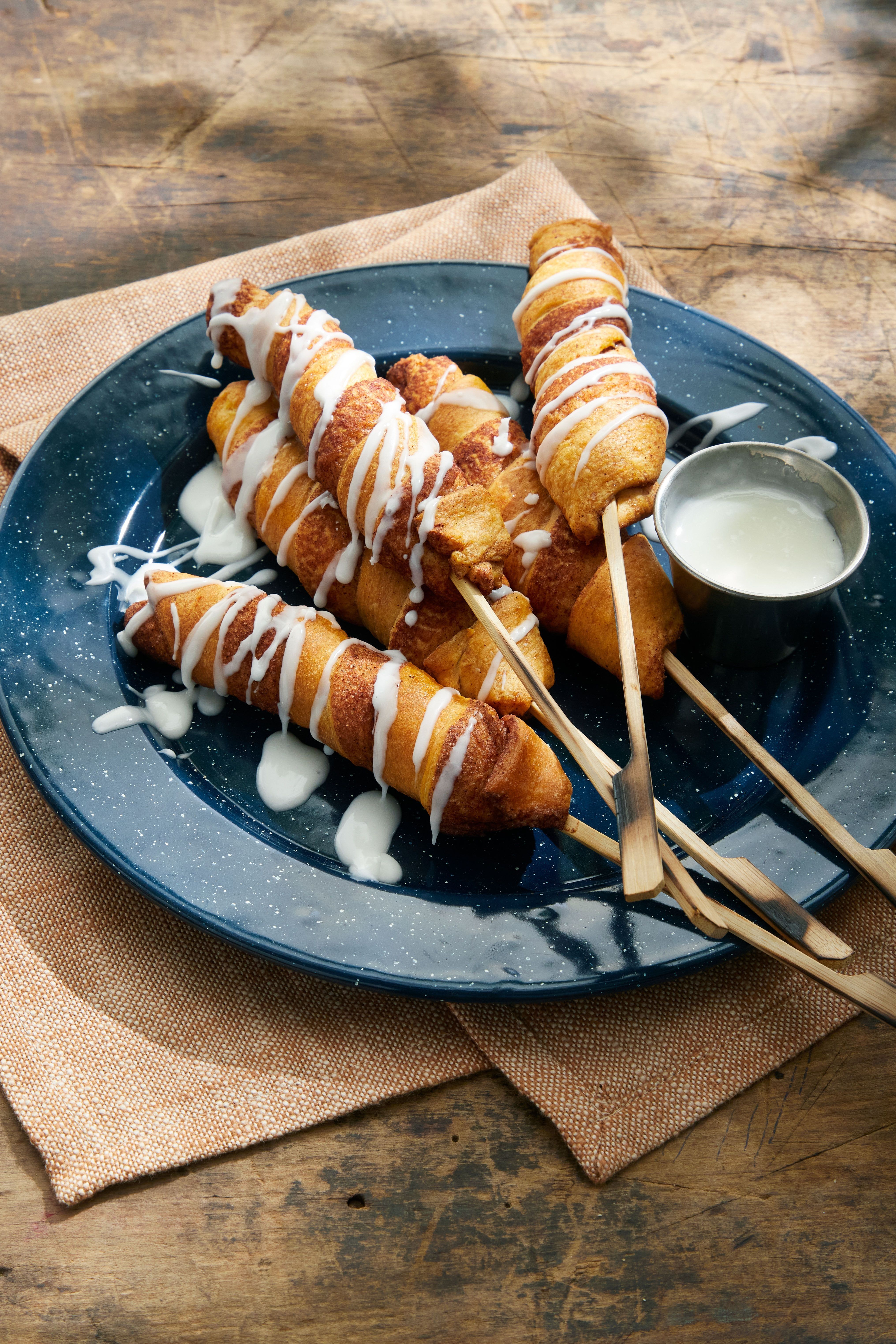 10 Best Campfire Desserts to Make Your Next Trip Sweet