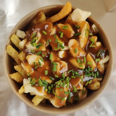 Explore Quebec Cuisine: Delicious Recipes for Poutine and Traditional Dishes
