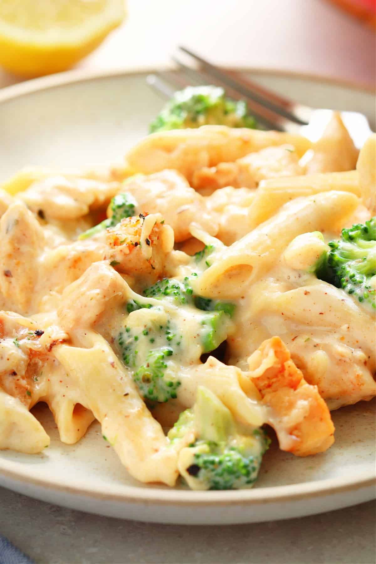 Easy Chicken Broccoli Penne Pasta Recipe for Quick Dinners