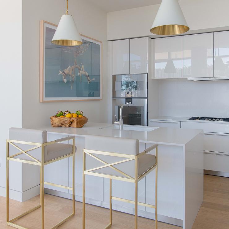 Stunning Gray and Gold Kitchen Design Ideas for Modern Homes