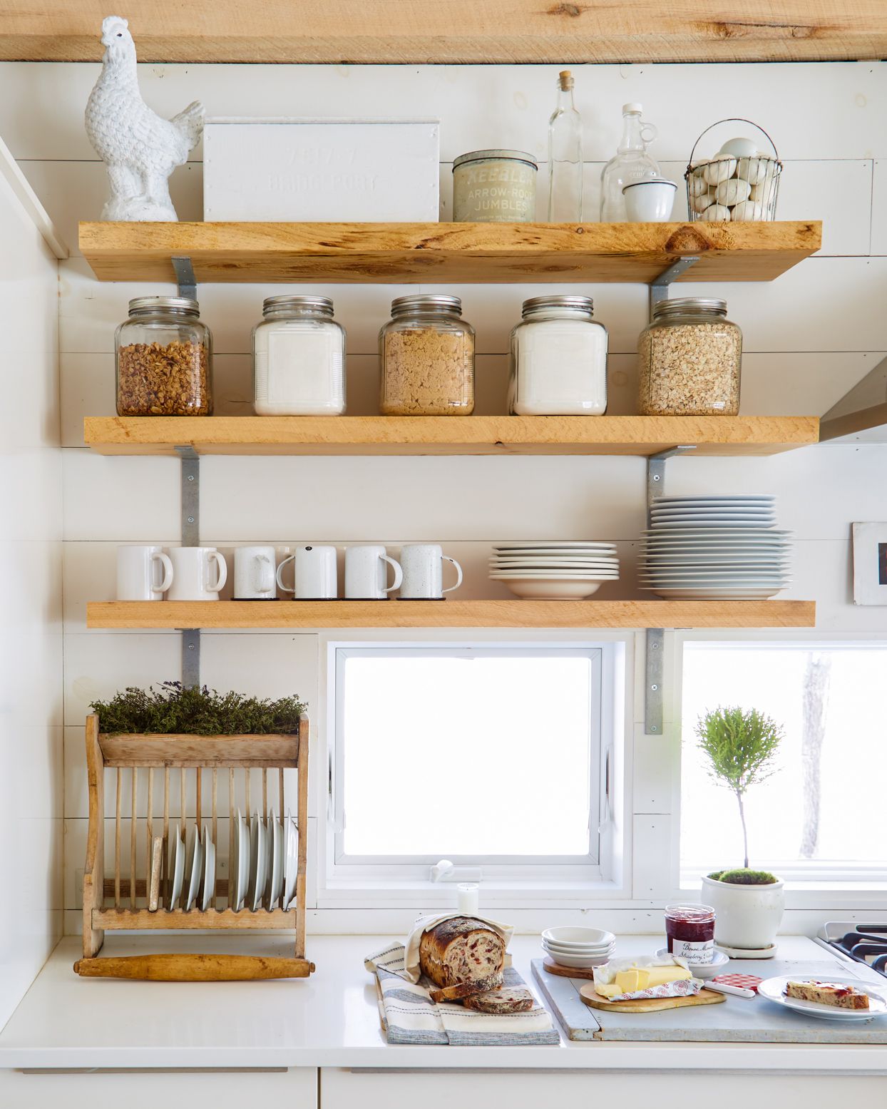 Best Kitchen Shelves with Baskets for Easy Organization