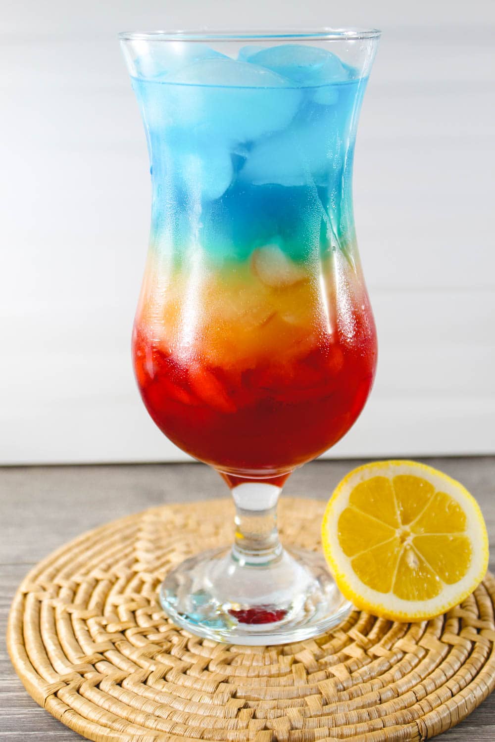 Colorful Beverages: Taste the Rainbow of Refreshments