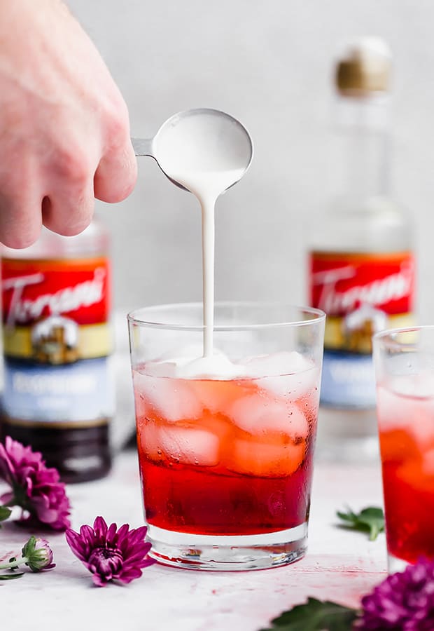 Cream Soda Alcoholic Beverages: The Perfect Summer Coolers