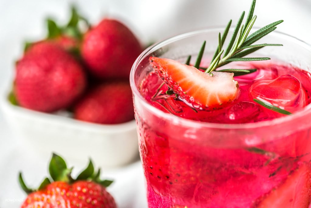 Quench Your Thirst with Refreshing Greek Beverages