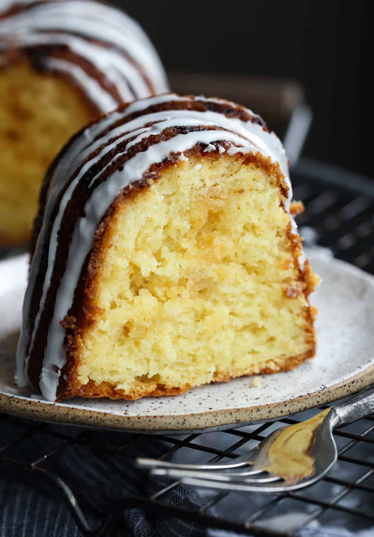 Best Recipes Using Vanilla Cake Mix for Every Occasion