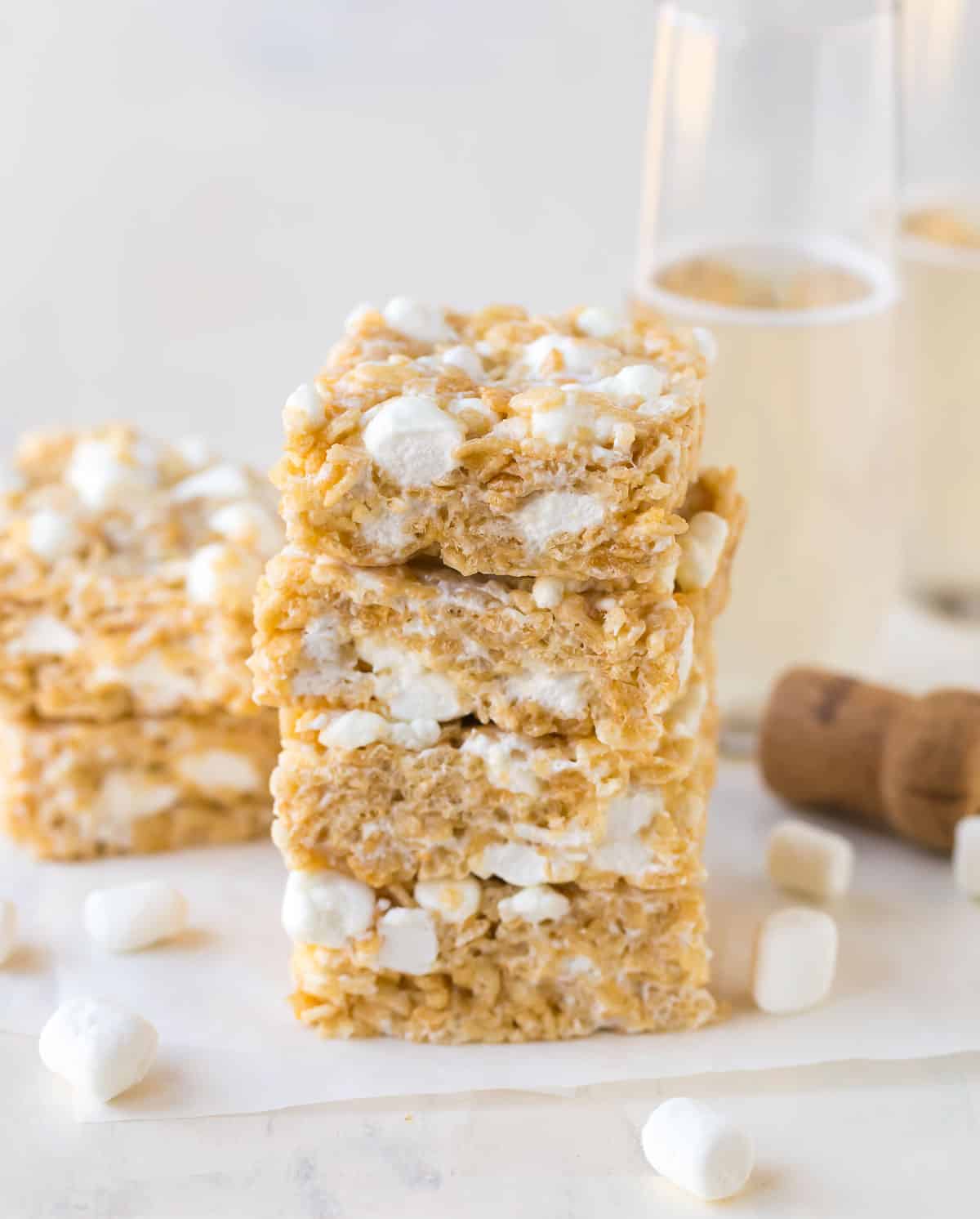 Champagne Desserts: Easy Recipes for a Bubbly Treat!