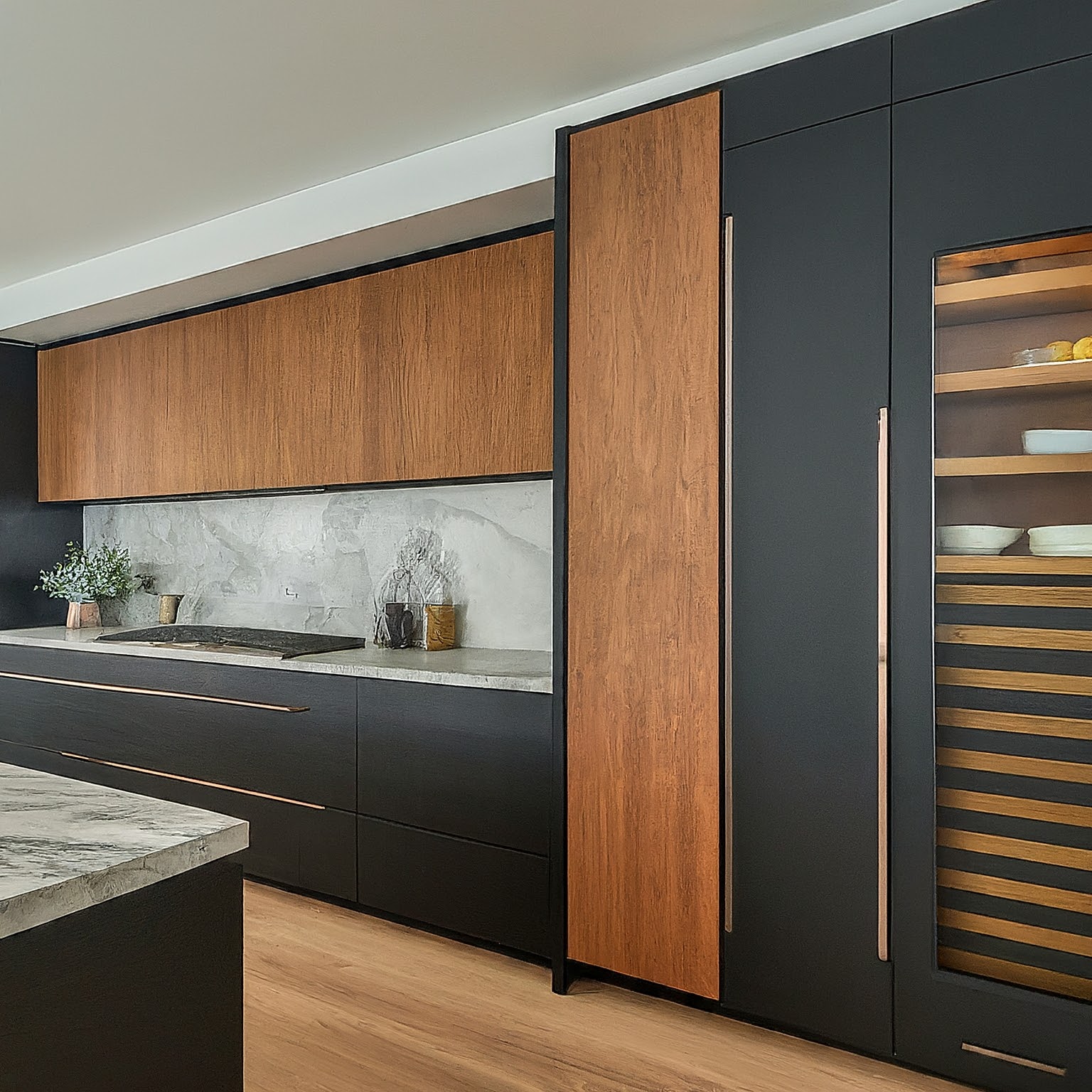 Modern Brown Kitchen: Cabinet Innovations and Design Ideas