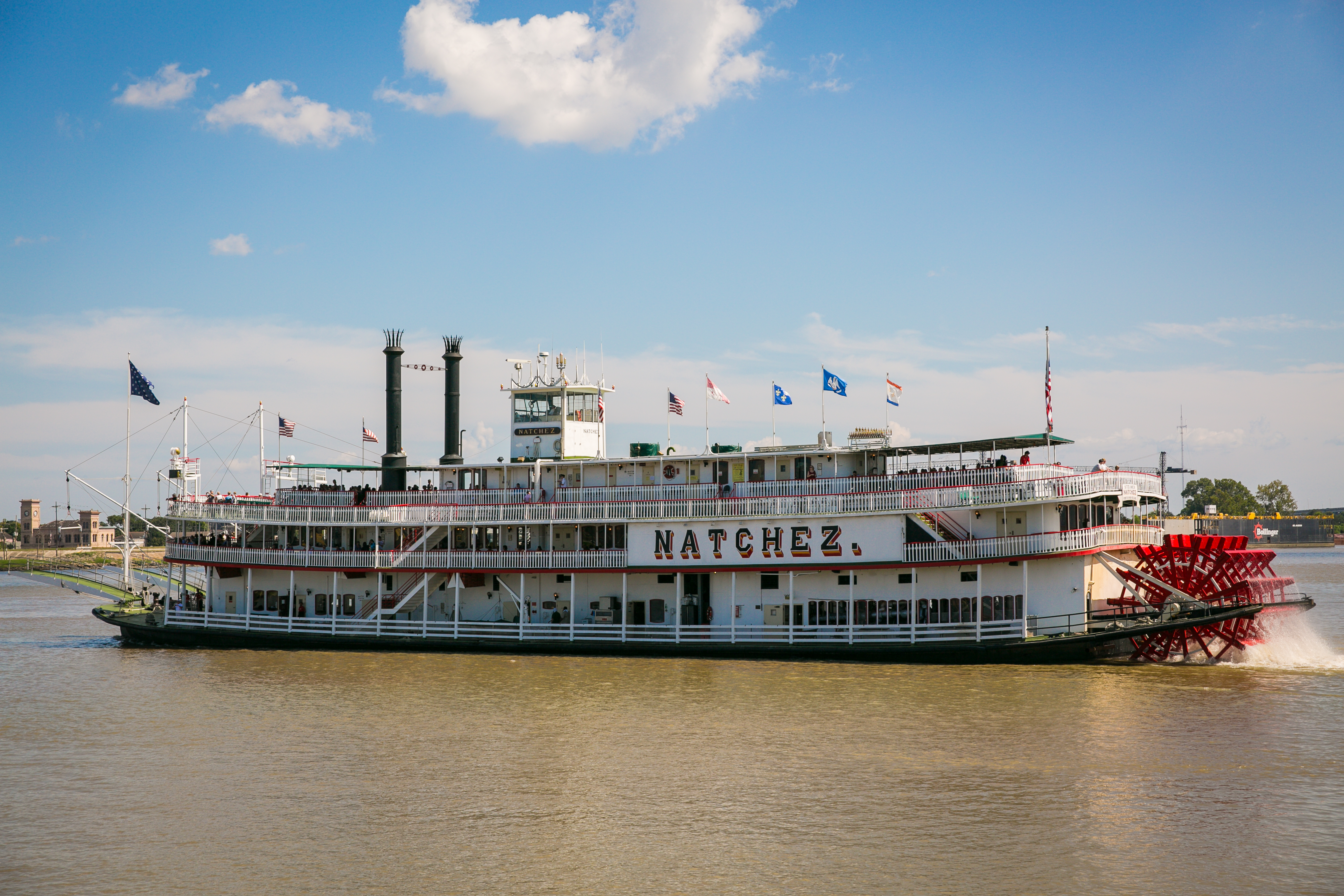 Want a Job on Steamboat Natchez? Food and Beverage Application Guide