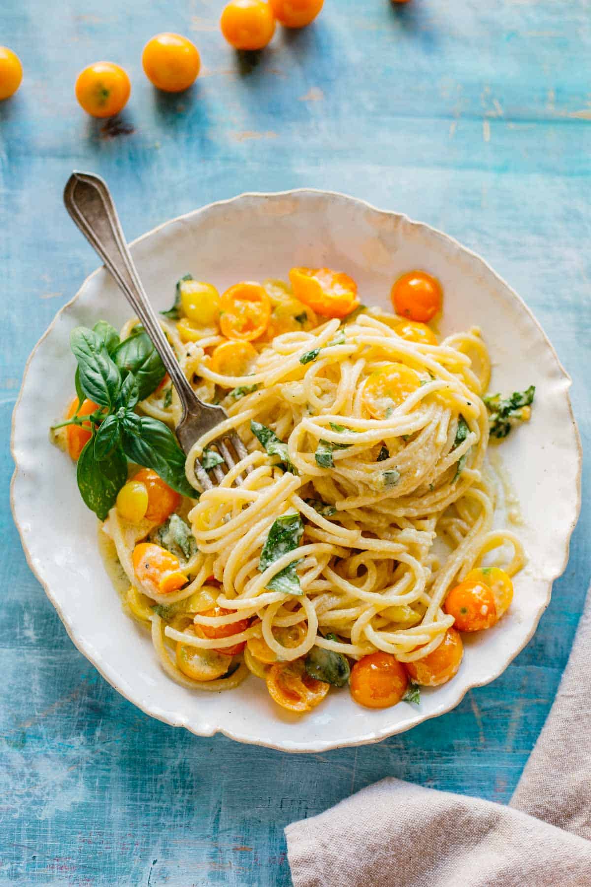 Sunlight Cuisine: Easy Recipes for a Taste of Sunshine