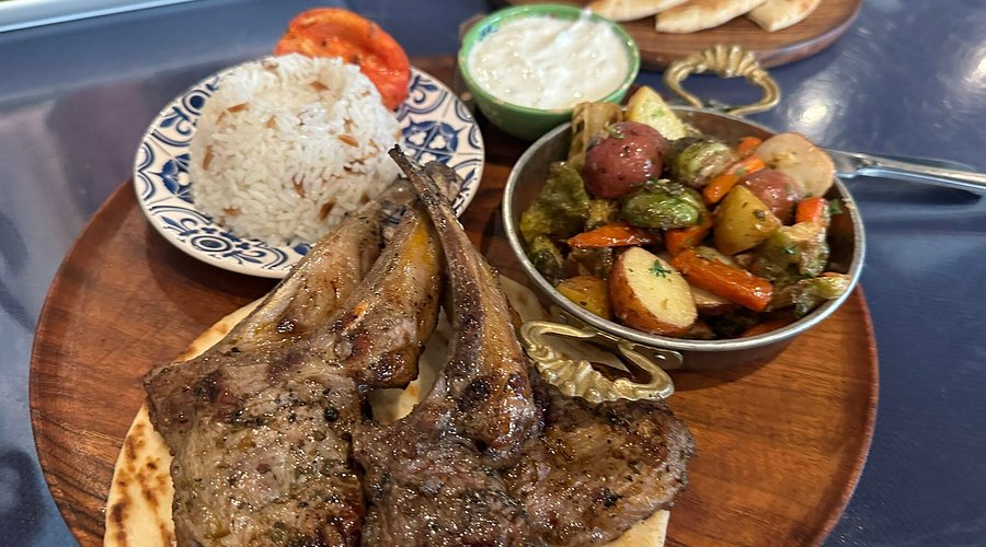 Divan Turkish Cuisine: The Best Turkish Restaurant in Town? Check it out!