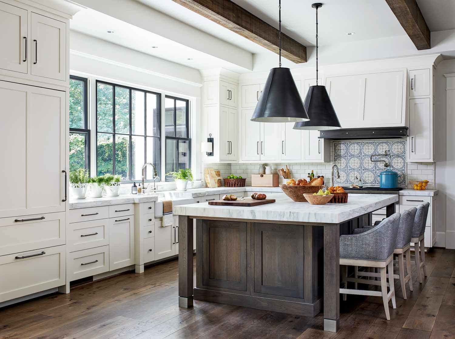 2023 Transitional Kitchen Design:  Tips for a Stylish Remodel