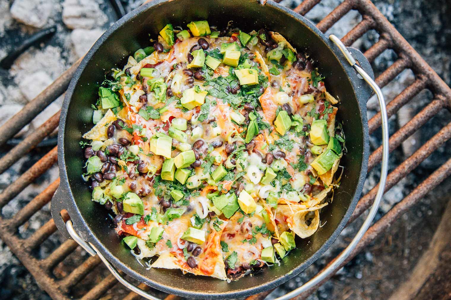 Simple Campfire Cuisine Recipes: Cook Amazing Meals Outdoors