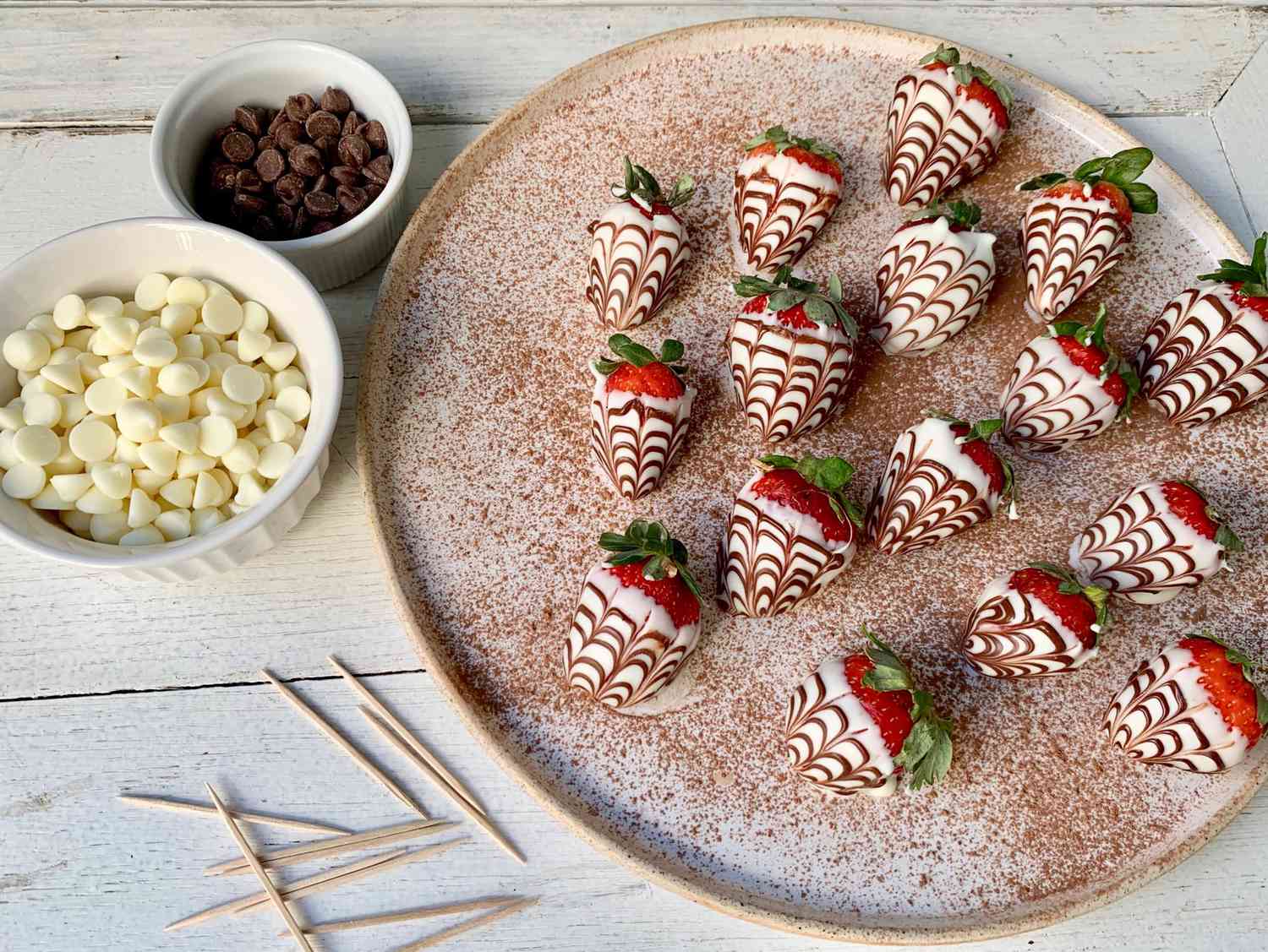 Easy red and white desserts, simple ideas and tips for Valentines Day and other occasions