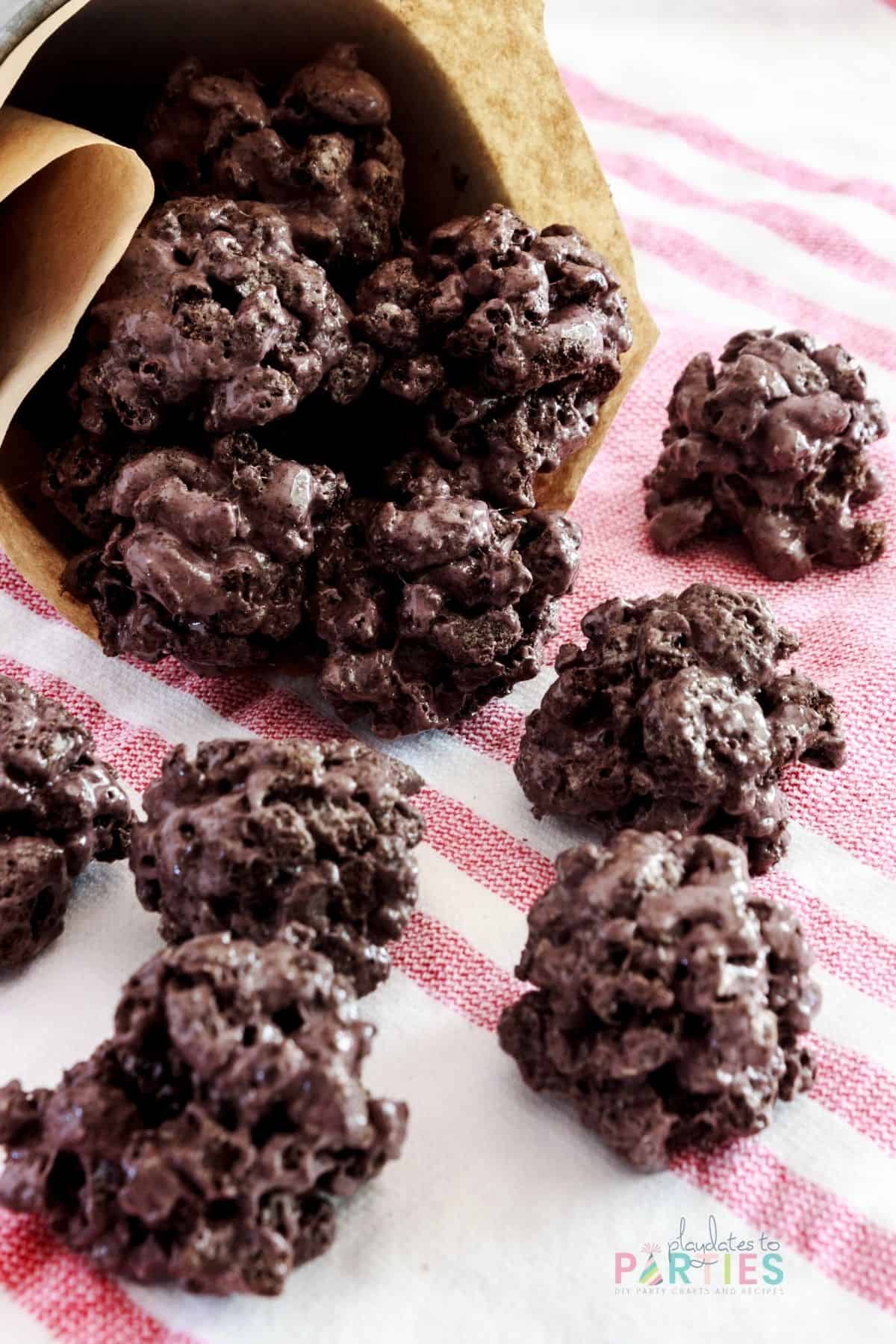 Desserts That Has A Lot Of Coal? You Gotta See These Creative Treats
