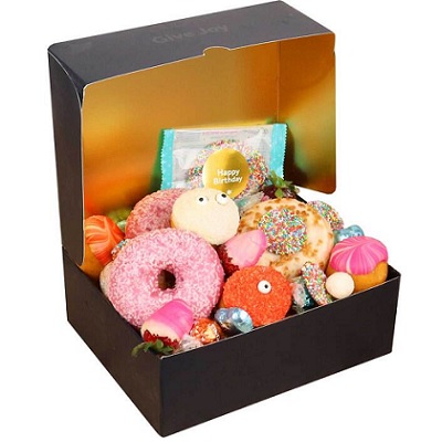 Where to Buy the Most Delicious Dessert Boxes Online
