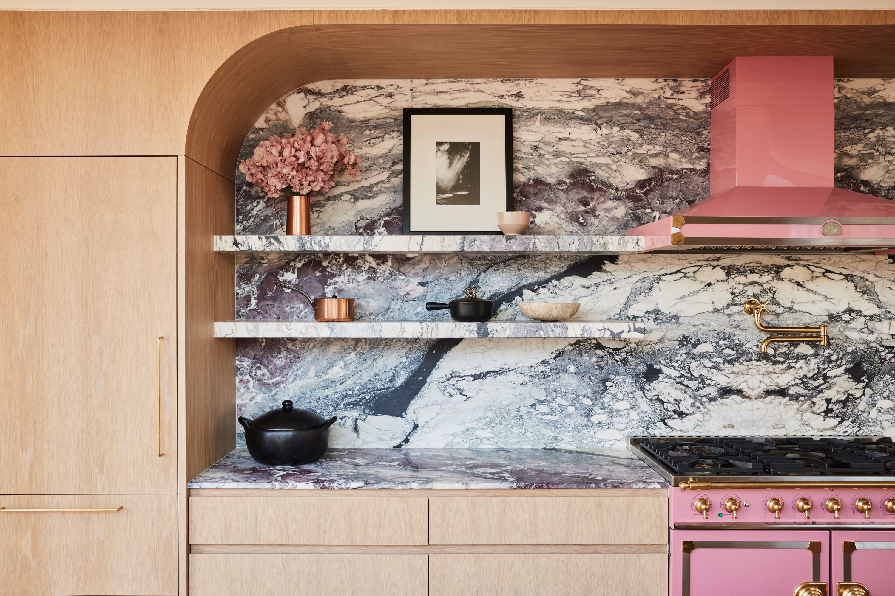 Transitional Kitchen Design 2023: Hot Trends and Fresh Ideas