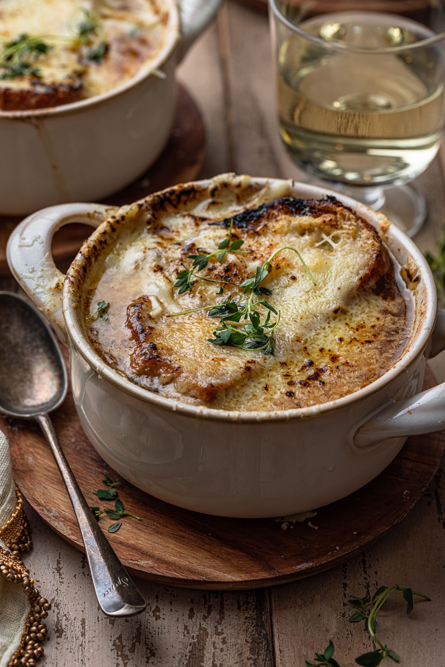 Cuisine French Onion Soup: A Simple Recipe for a Gourmet Meal