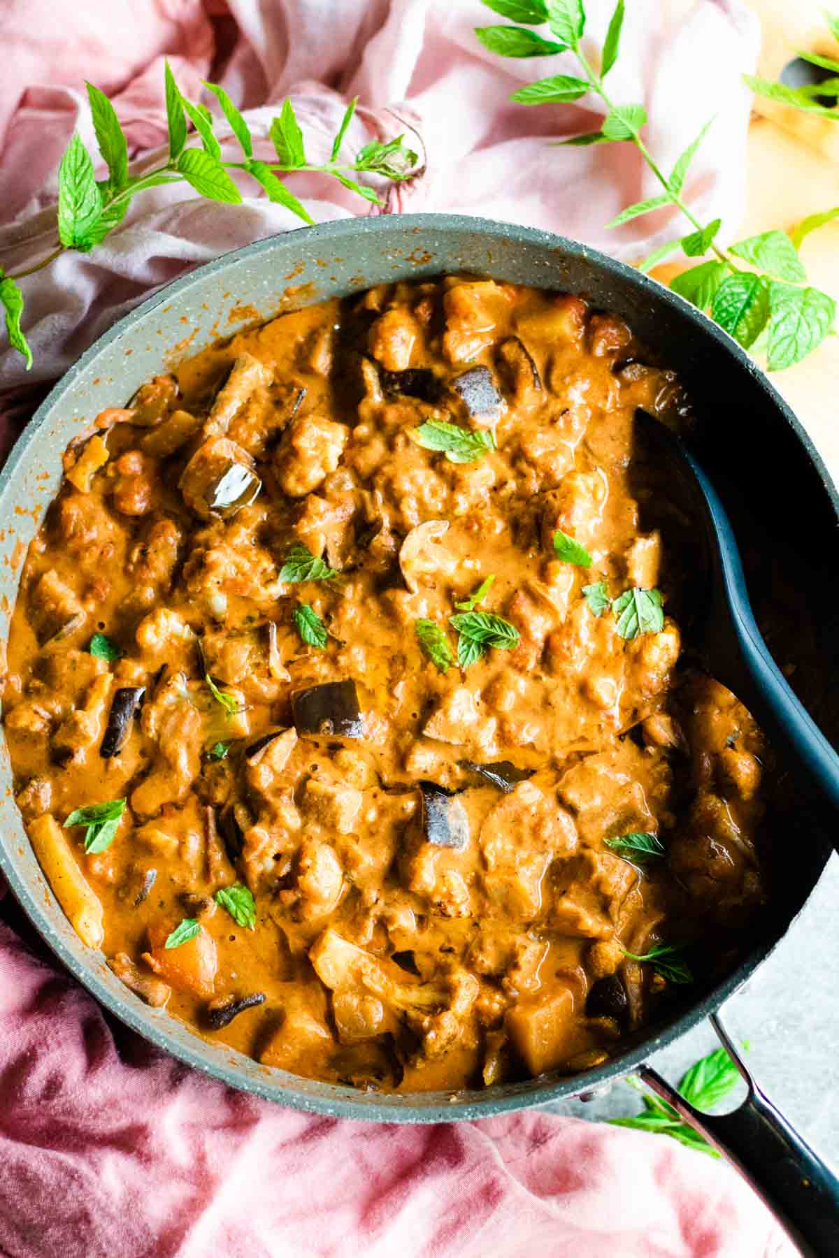Easy Cauliflower and Eggplant Recipes for Weeknight Dinners