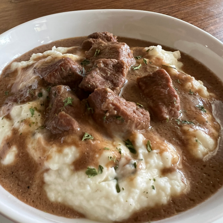 Yummy No Peek Beef Tips Crockpot the Whole Family Will Love