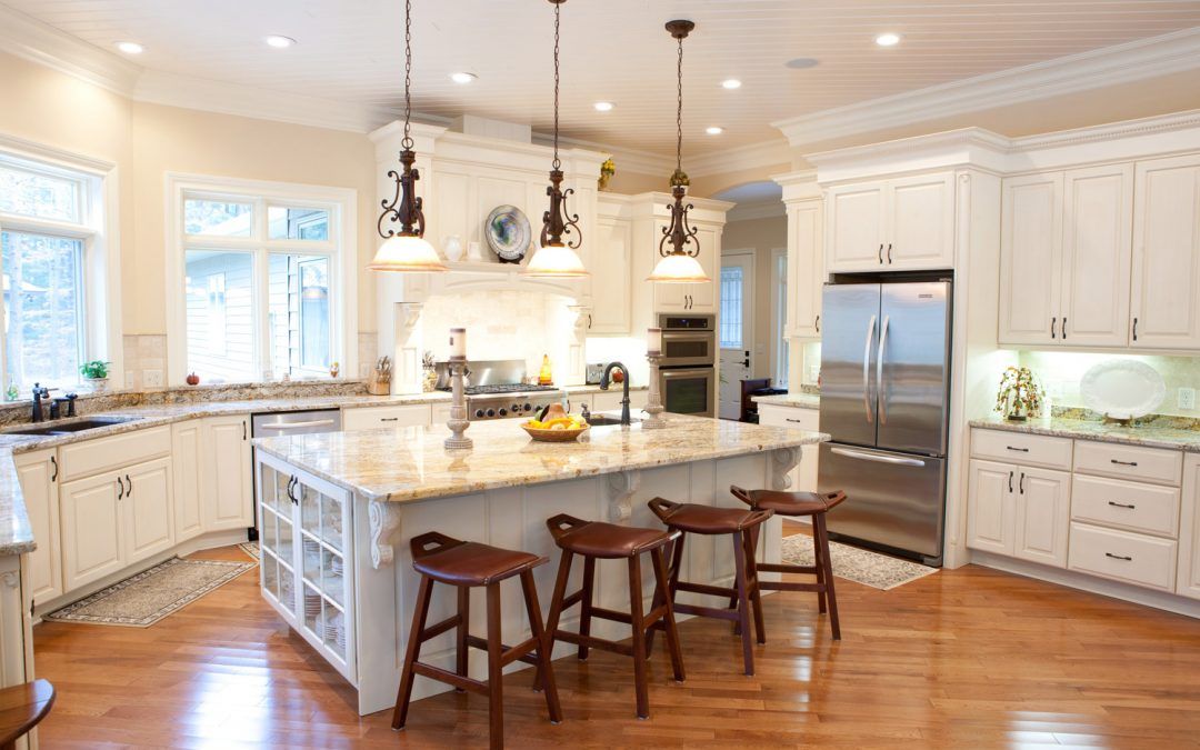 Debunking the Myth: Are White Kitchen Cabinets Going Out of Style?