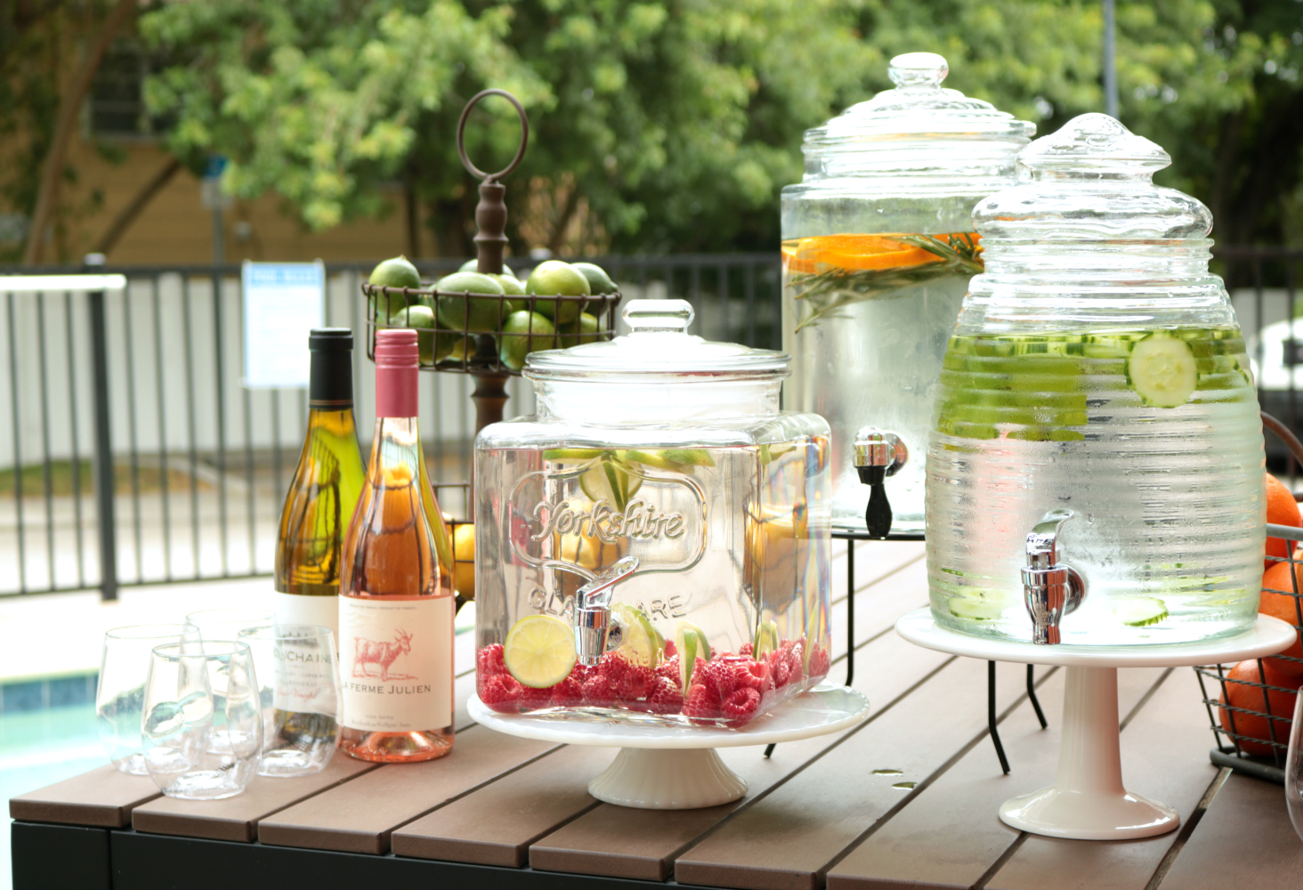 How to Set Up a Beverage Station? (Ultimate Guide with Creative Ideas)
