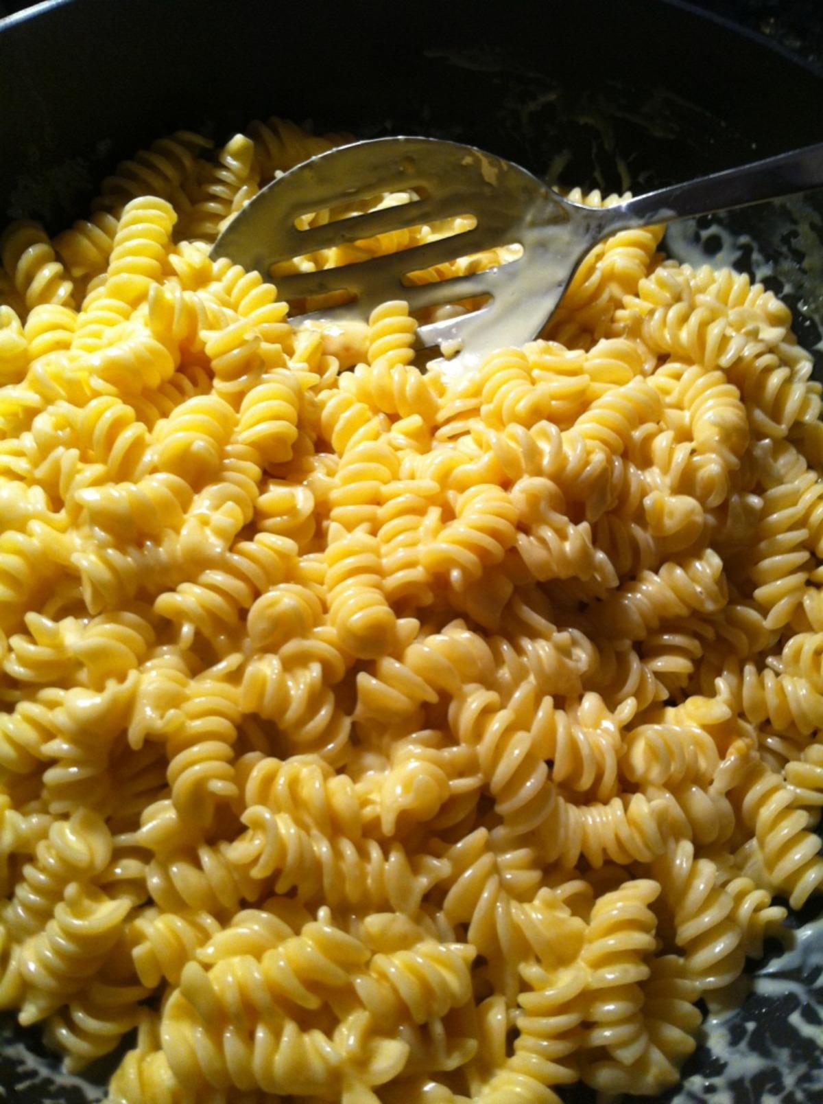 Make Delicious Mac and Cheese Like CPK: California Pizza Kitchen Mac and Cheese Recipe!