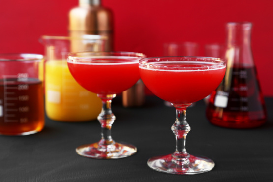 Whats in a Red Devil Drink? Simple Ingredients List for This Fiery Mix
