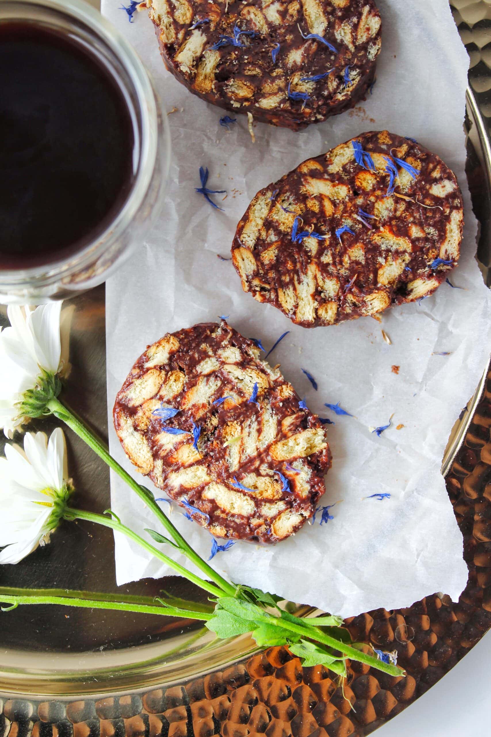 No Oven Needed! 10 Easy 3 Ingredient Desserts No Bake: Perfect for Lazy Days and Sweet Cravings