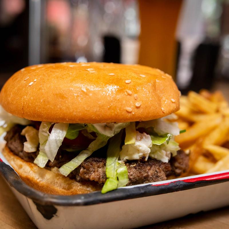 What Makes Certified Burgers and Beverage Special? Find Out Here!
