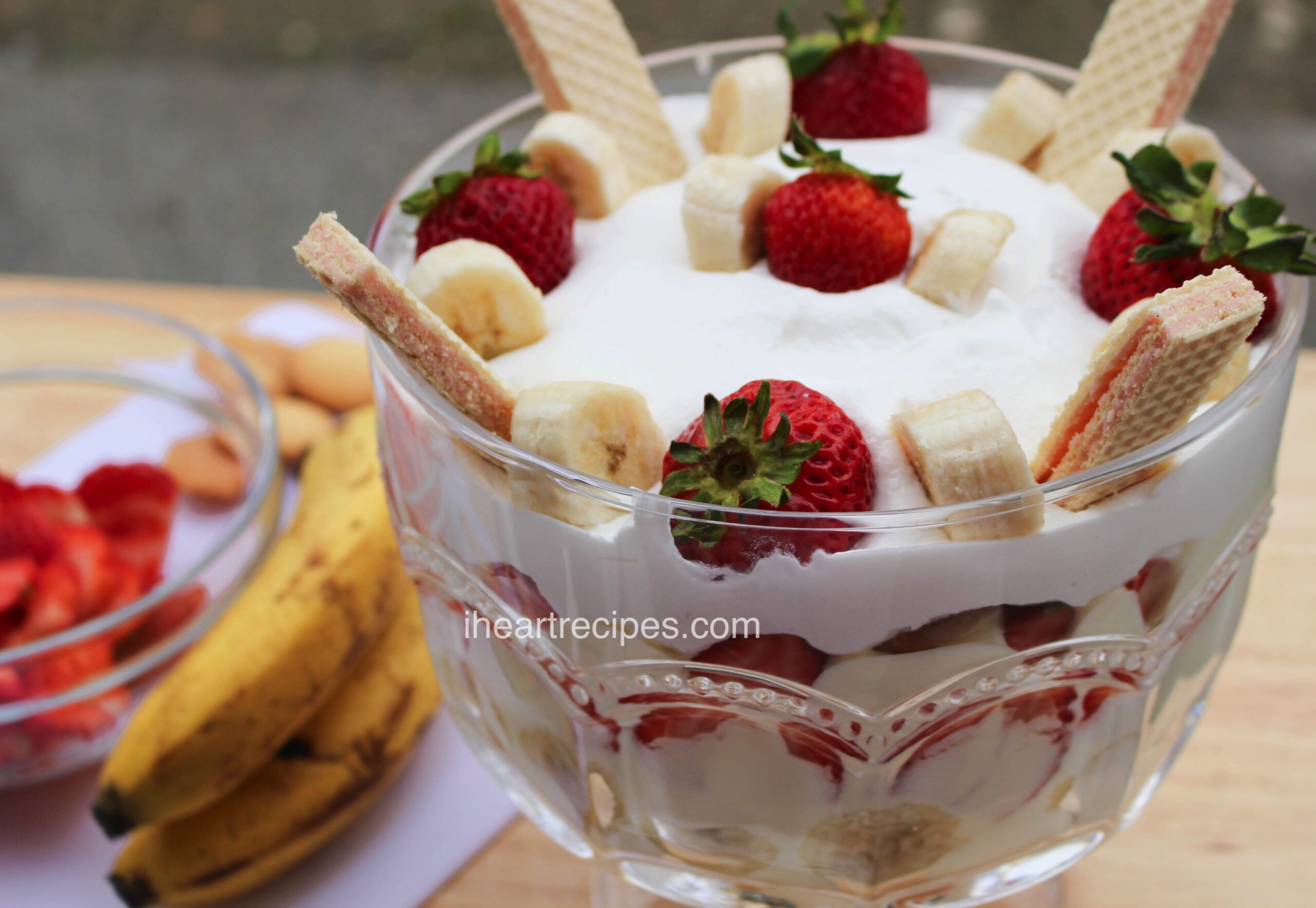 How to Make Desserts With Bananas and Strawberries: Tips and Tricks for Perfect Results