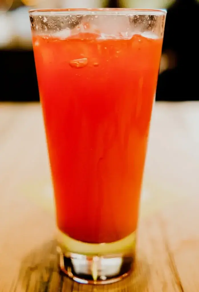 How to Make a Swedish Fish Shot? Simple Guide with Basic Ingredients List