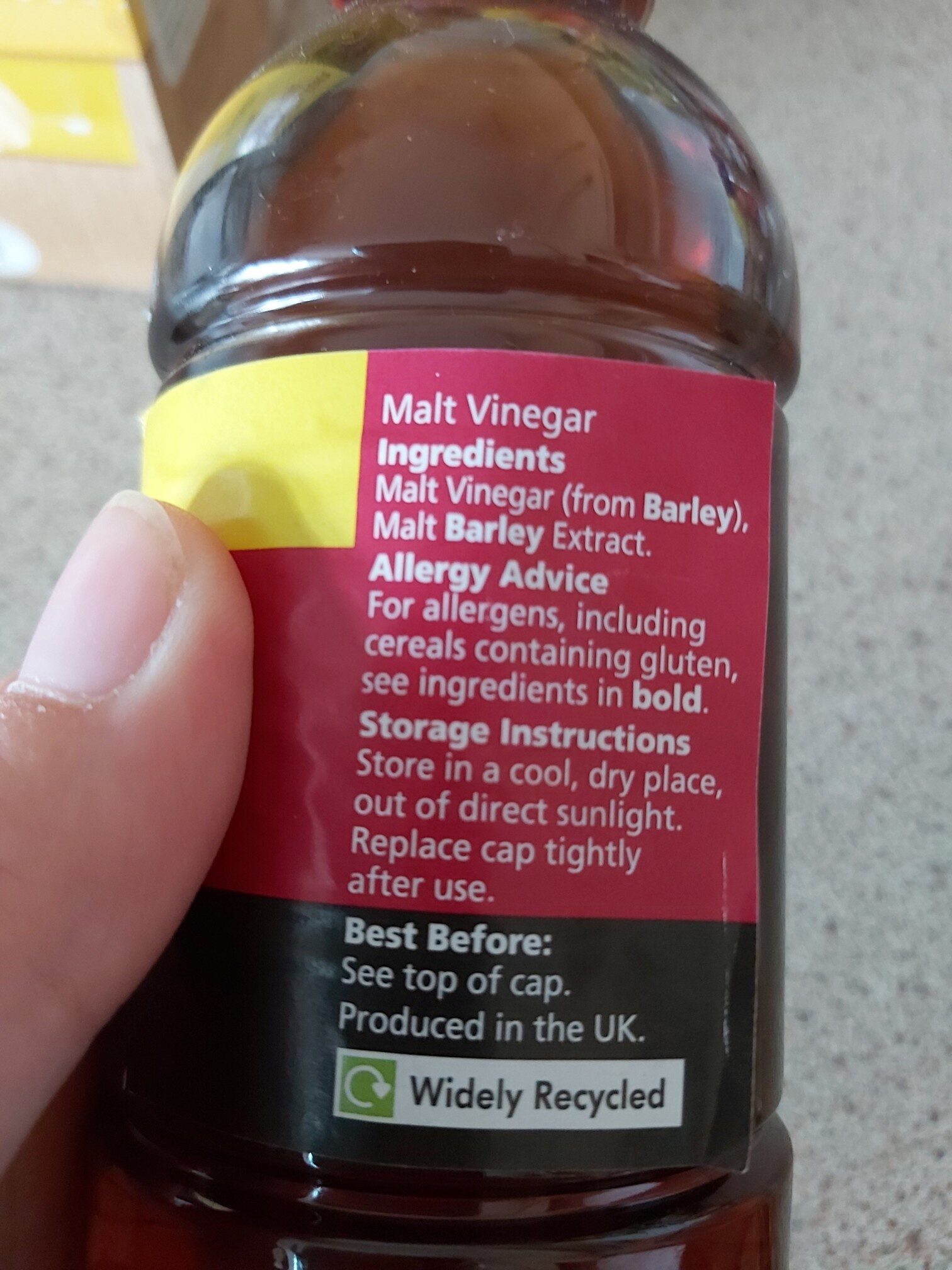 Whats in Malt Vinegar? A Simple List of Ingredients!