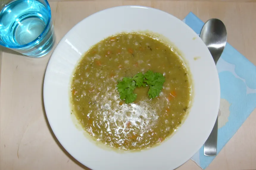 California Pizza Kitchen Split Pea Soup Recipe: Make This Cozy Soup in Minutes!