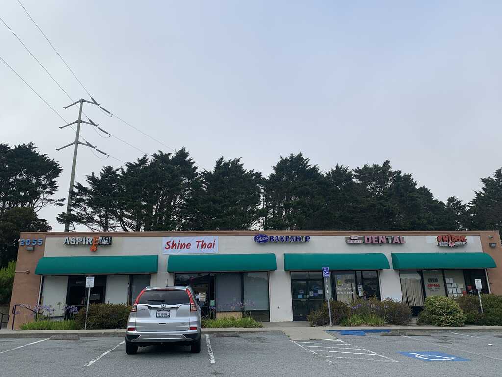 Shine Thai Cuisine: Want to find good Thai food? Check out this restaurant.