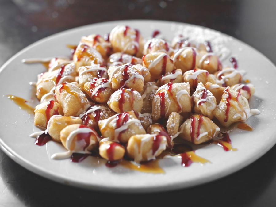 Pizza & Dessert Pairings: What Sweets Go Best After Pizza?