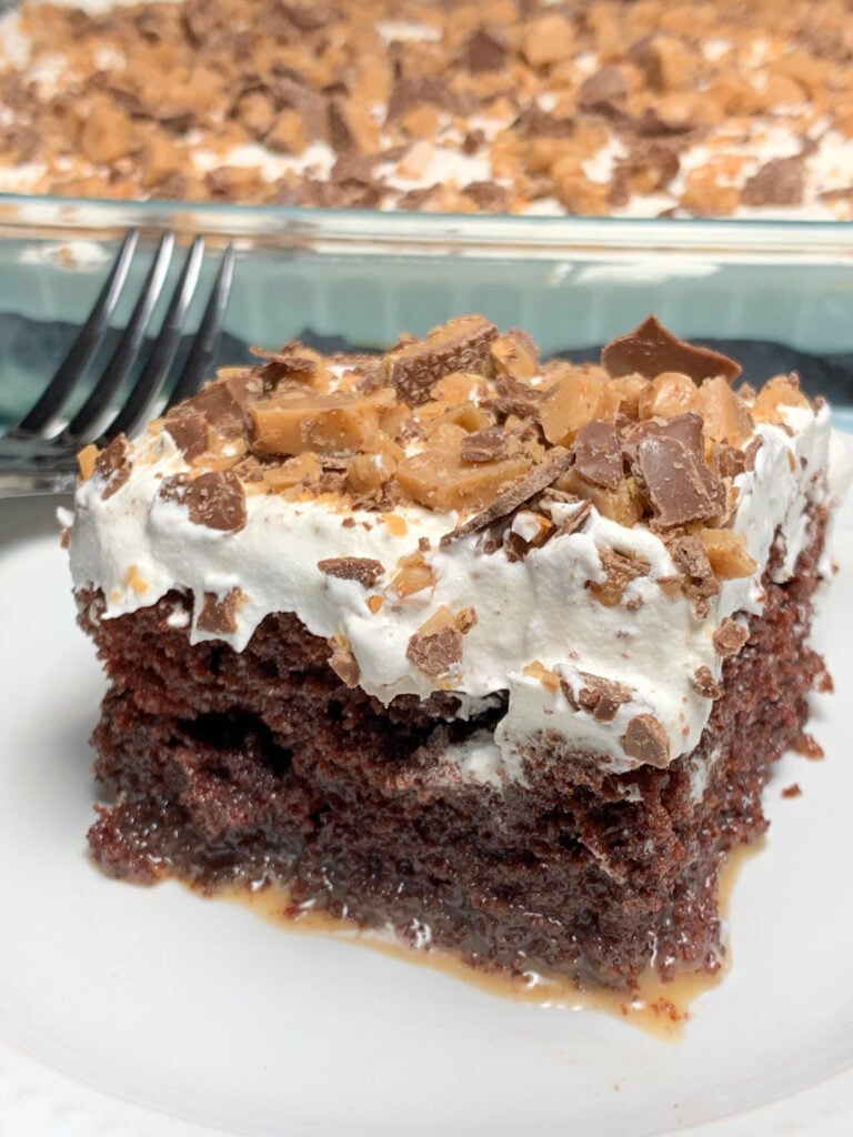 Making a Heath Bar Cake? Get the Essential Ingredients List!